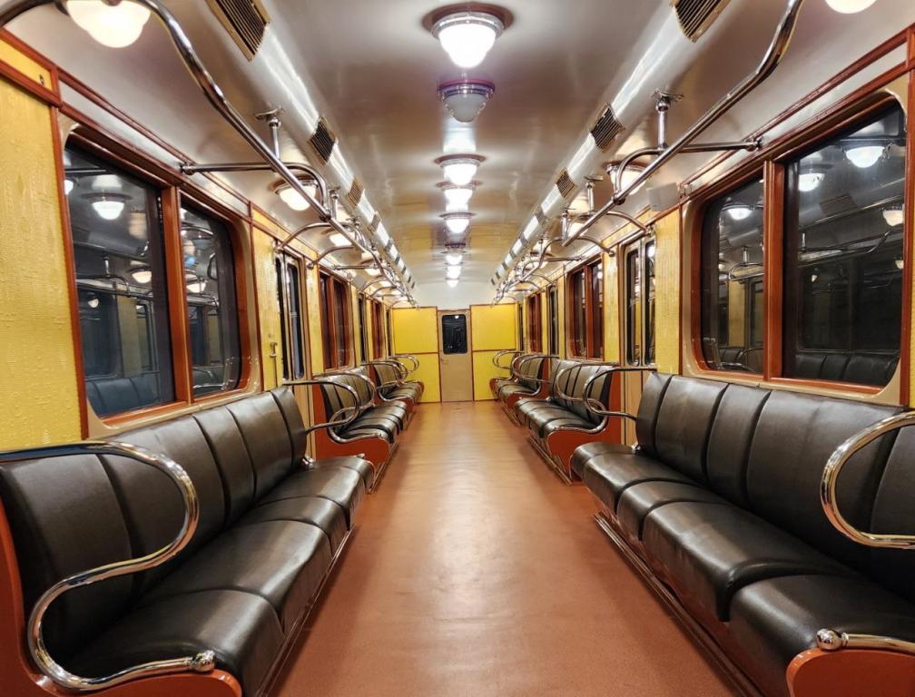 В праздничные дни в метро выставляются ретро-вагоны 