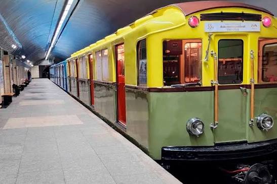  Бакинский Метрополитен встречает Новый год