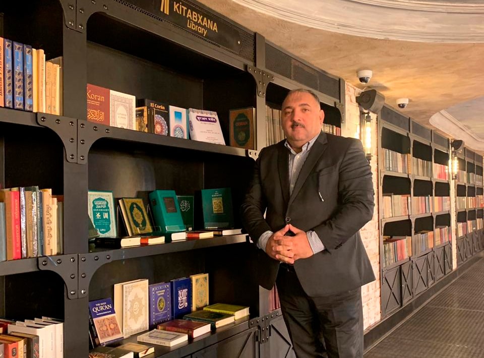 Встреча с Бахрамом Багирзаде в Baku Book Center