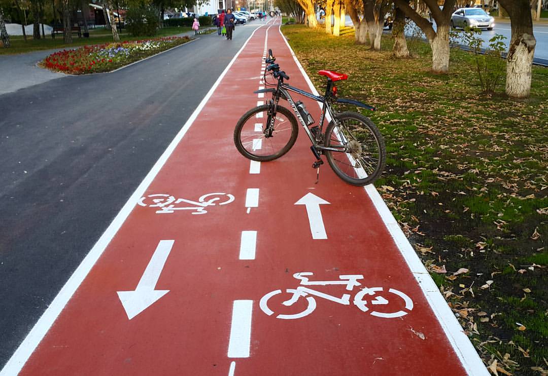 На дорогах Азербайджана будут созданы велосипедные дорожки и стоянки