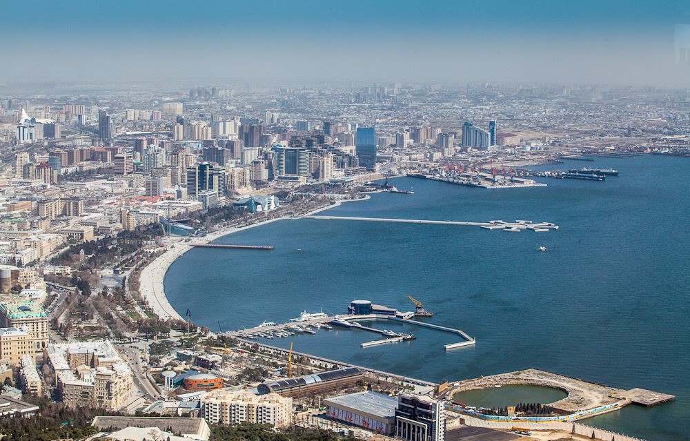 Названы районы Баку с самым загрязненным воздухом